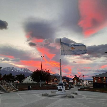 Appartamento Departamento Pájaro Carpintero Ushuaia Esterno foto