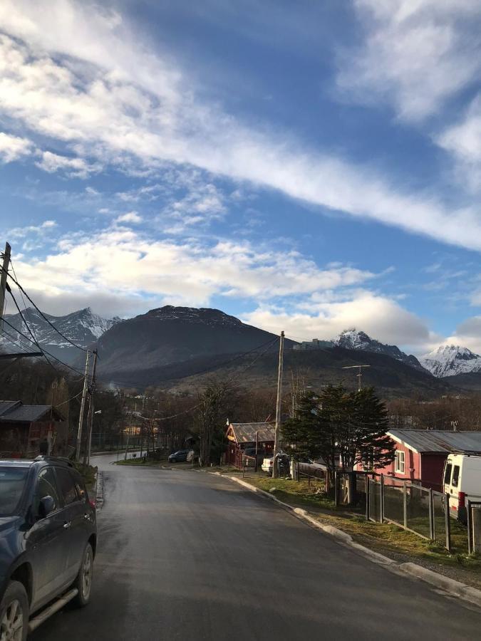 Appartamento Departamento Pájaro Carpintero Ushuaia Esterno foto