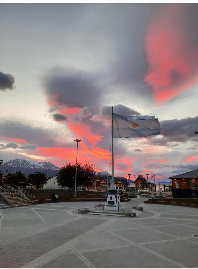 Appartamento Departamento Pájaro Carpintero Ushuaia Esterno foto